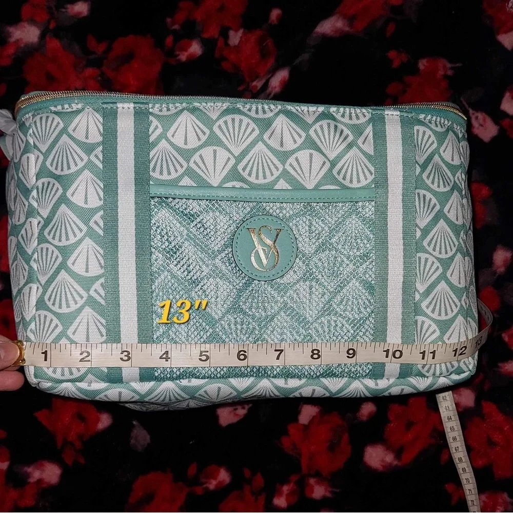 Victoria Secret Insulated Cooler bag NWT - Picture 6 of 11